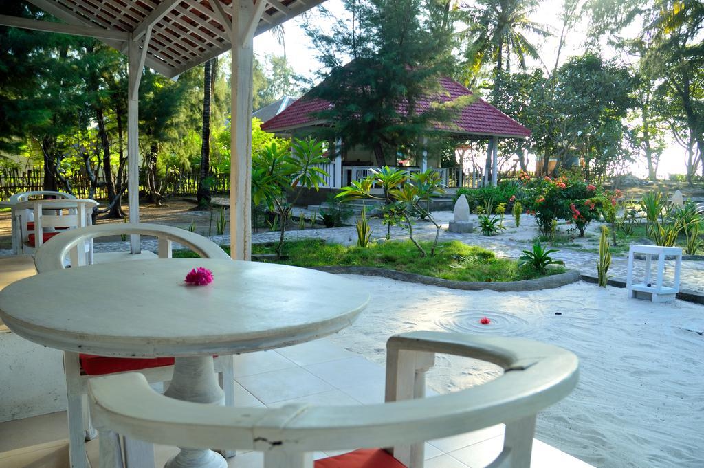 Hotel Gazebo Meno Gili Meno Exterior foto