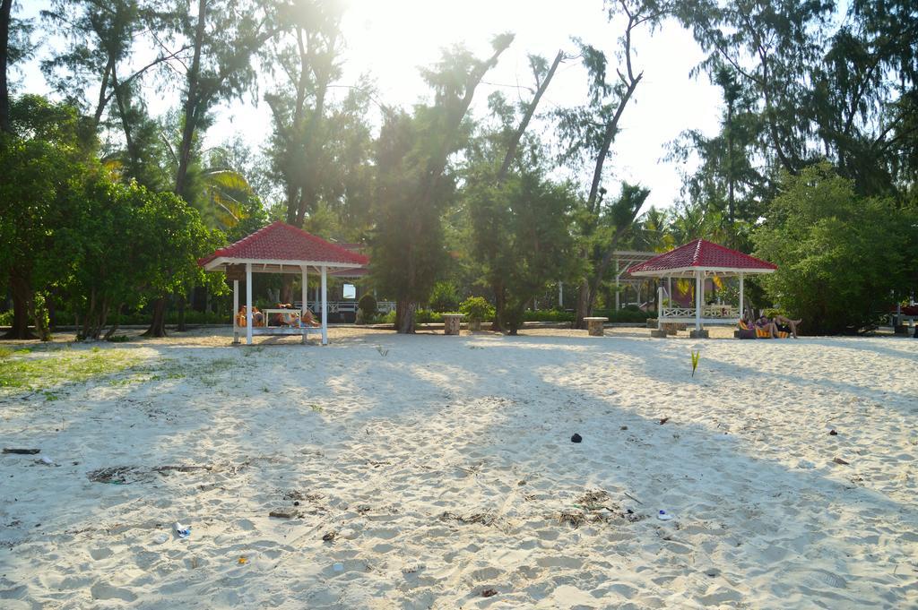Hotel Gazebo Meno Gili Meno Exterior foto